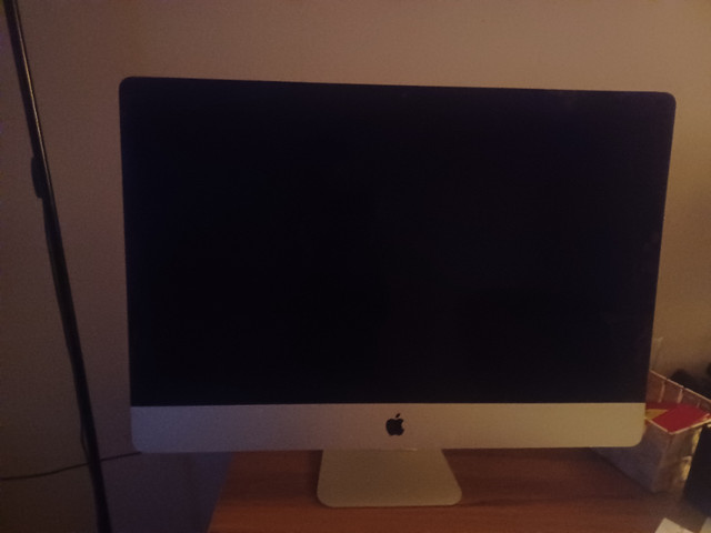 IMAC 2013 Catalina 27" - Rarely Used in Desktop Computers in City of Toronto - Image 2