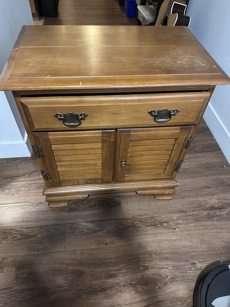 Antique Dresser from the 1960s Dressers & Wardrobes Gatineau Kijiji
