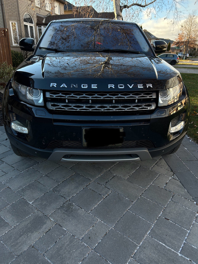Range Rover Evoque  in Cars & Trucks in Markham / York Region