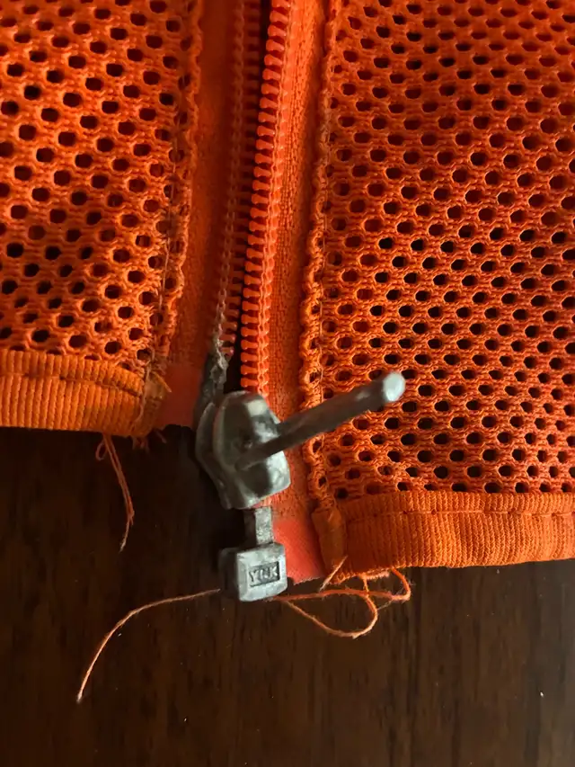 $4 Safety vest air cargo biking bike costume tool As Is in Men's in City of Toronto - Image 3