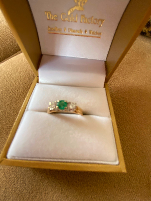 14k Emerald and diamond ring in Jewellery & Watches in St. John's - Image 4