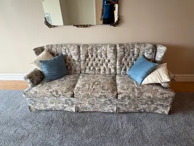 Free delivery used Vintage Floral Sofas 3 seat & 1 seat, View more