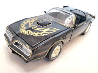 1:18 ERTL Smokey and the Bandit 1977 Pontiac Trans Am Firebird