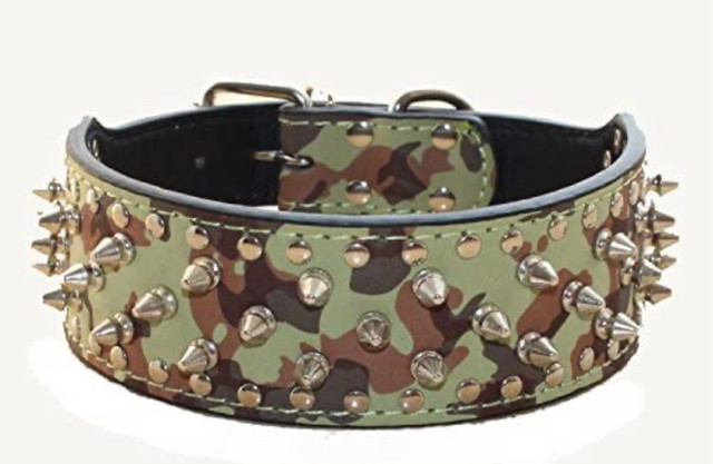 Faux Leather Spiked Studded Dog Collar (Camouflage, Small 15”-18 in Accessories in Saskatoon