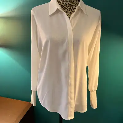 Jones New York Blouse, View more