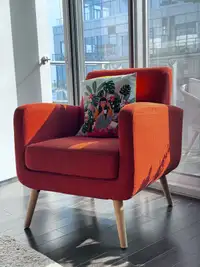 2 beautiful accent chairs for sale 