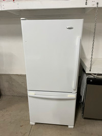 Whirlpool bottom freezer fridge white 30” 