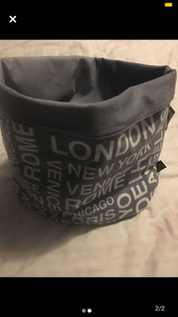 Simon’s towel (accessories) basket, city names