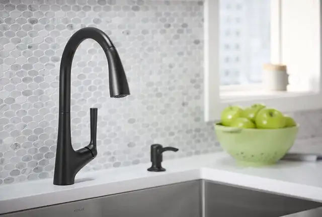 New Kohler Kitchen Sink Faucet - Touchless on/off operation in Plumbing, Sinks, Toilets & Showers in Moncton - Image 3