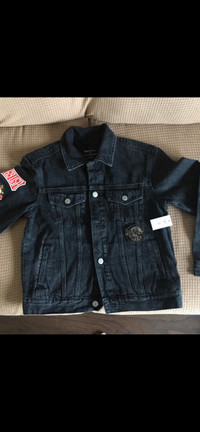 BNWT boys jean jacket from gap size 10(L)