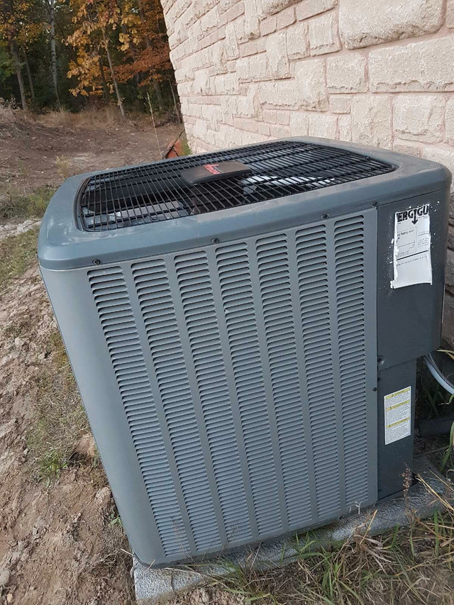 Amana 3 Ton Outdoor Unit  in Heating, Cooling & Air in Peterborough - Image 2