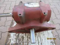 Gear Reducer 220 - 1  reduction