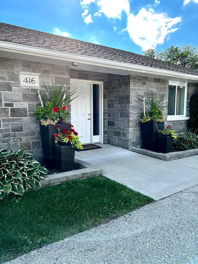 COSY Ground Level Bungalow Suite for Rent - Listowel