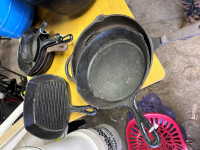 Set Of Vintage Cast Iron Frying Pans