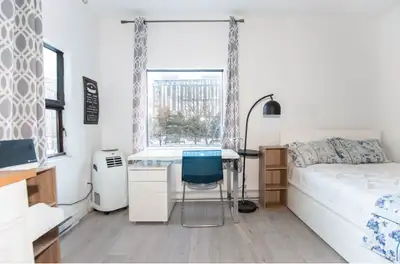 Furnished Studio - Downtown