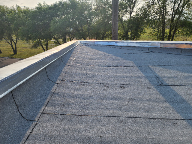 Roofing leak repairs and replacement in Roofing in Winnipeg - Image 3