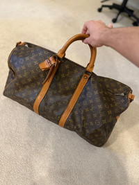 100% Authentic Louis Vuitton Keepall Bandoulière 55 Travel Bag