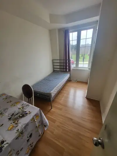Walk to 3min to york university. 1. The room is in the first floor.share washroom. Price is $800. 2....
