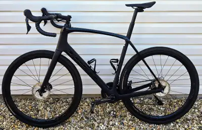 2020 Trek Domane SL 6 Carbon Road/Gravel Bike – 60 cm – Carbon W, View more