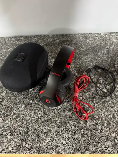 Beats Studio 3, View more