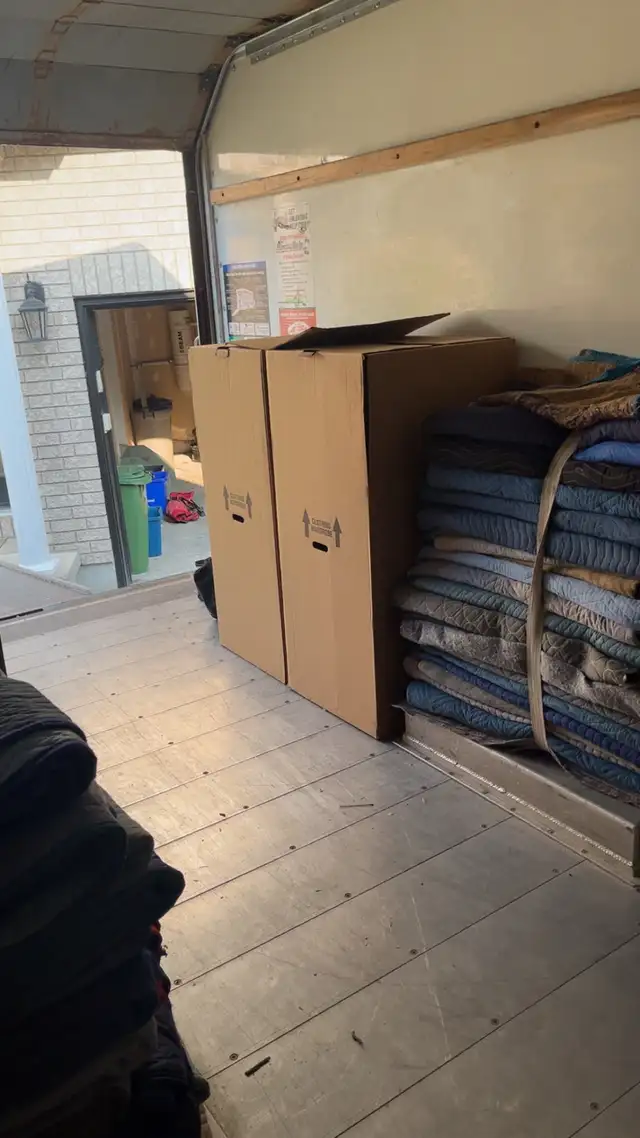 Affordable Pro Movers! Call us at (343) 321-535163234859689601123