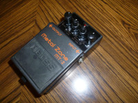 BOSS MT-2 Metal Zone Guitar Stomp Box Pedal