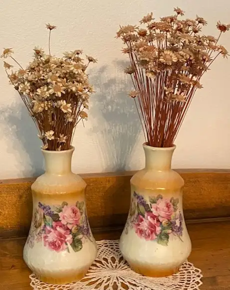 Antique Austrian Vases (2 ) Beige with Honey-coloured Trim 1920s in Arts & Collectibles in Calgary - Image 3
