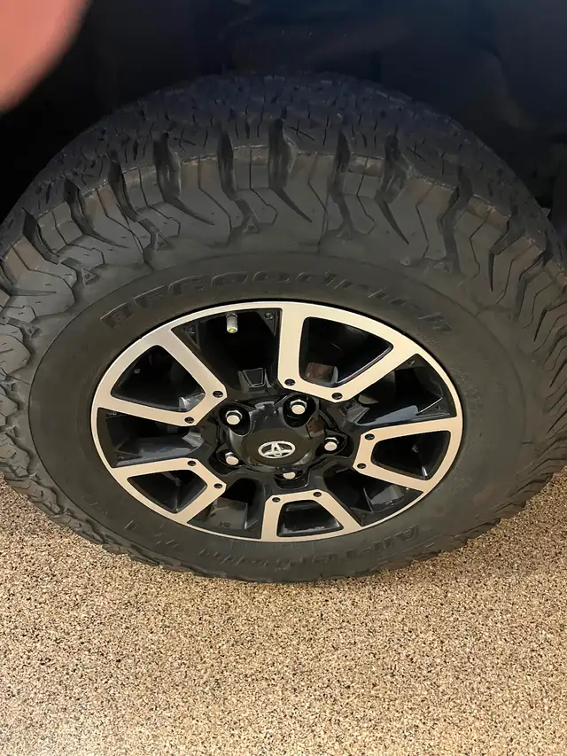 Toyota Tundra OEM TRD Alloys With 275/70/18 BF Goodrich KO2’s in Tires & Rims in Annapolis Valley - Image 2