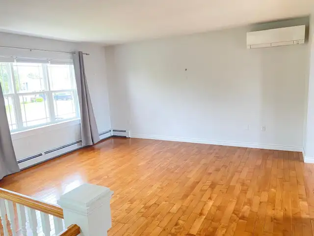 3 bed and 1 bath house for rent 