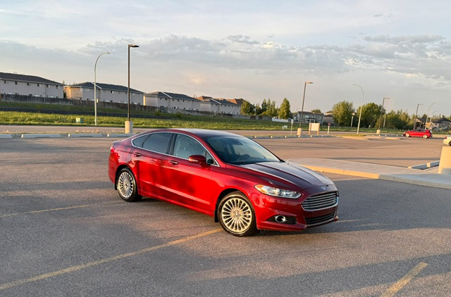 2014 FORD FUSION TITANUIM 4DR in Cars & Trucks in Lethbridge - Image 4
