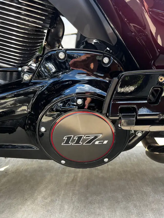 Harley Davidson CVO in Touring in Gatineau - Image 3
