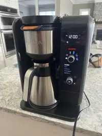 Ninja Hot & Cold Brew Coffee Maker - Like NEW!