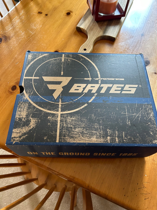 Bates Tactical Boots size 10 extra wide in Men's Shoes in Markham / York Region - Image 2