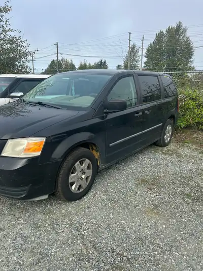 2008 Dodge Caravan SE — $1,500 FIRM! Looking for an affordable minivan? Priced to sell! • Mileage: 2...