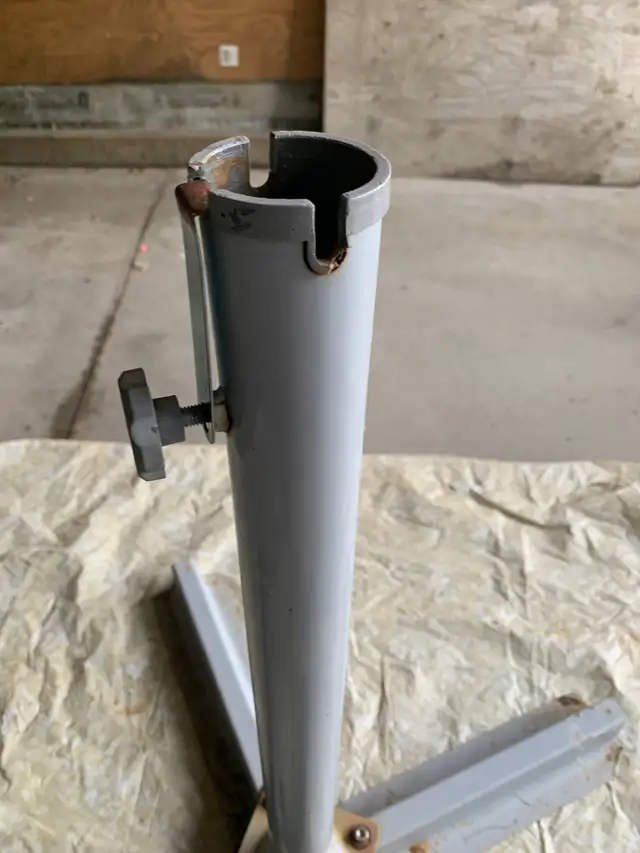 Patio Umbrella Stand in Patio & Garden Furniture in Markham / York Region - Image 2