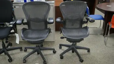 Herman Miller Aeron Type/Size B $600
