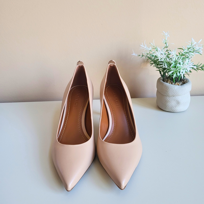 Coach - Waverly 65 Leather Beechwood Pumps - Pre-Loved! , View more