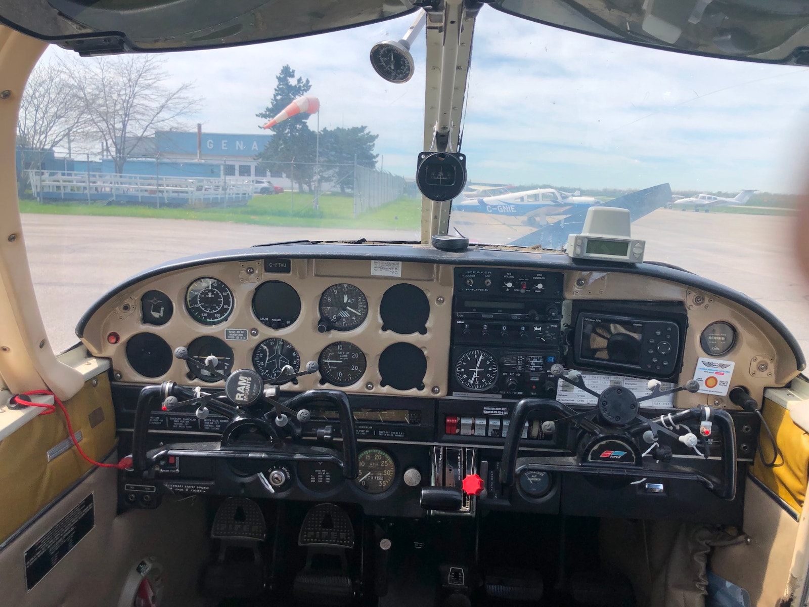 1971 Piper PA28-140 Cherokee, photo 5