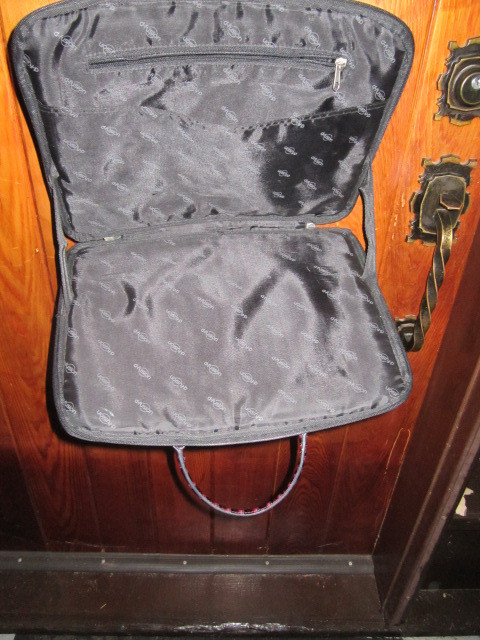 Laptop bag in Laptops in Nelson - Image 2
