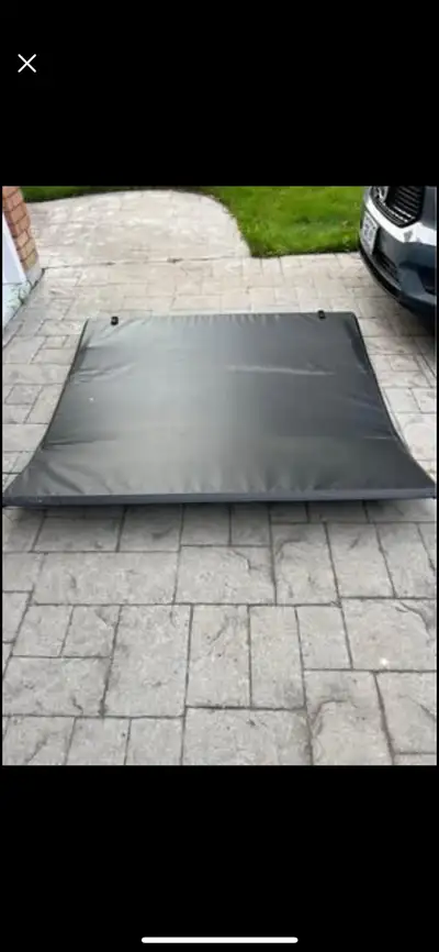 - 6’ 4” Box. (Quad Cab) - Like New. Used on 2 year lease. $200 OBO.
