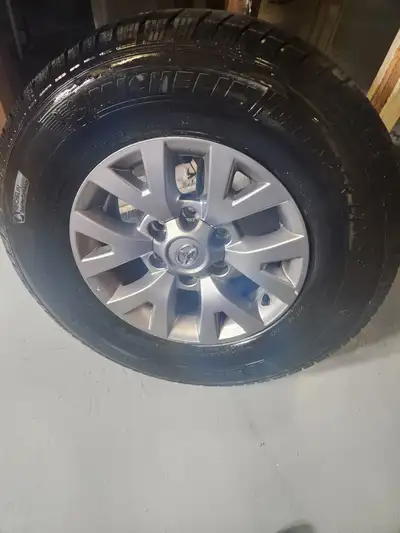 For sale 4 mags wheels OEM for a tacoma 2016 to 2023 ..tire sizes 245/75/16 in very good shape..aski...