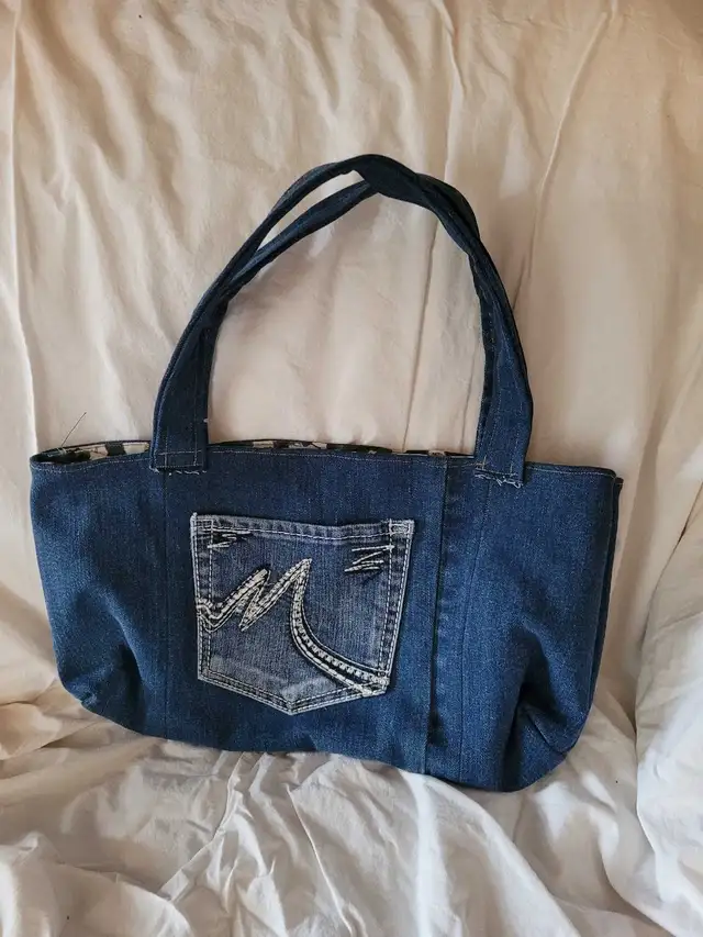 Handmade Denim Purse in Women's - Bags & Wallets in Sudbury - Image 2