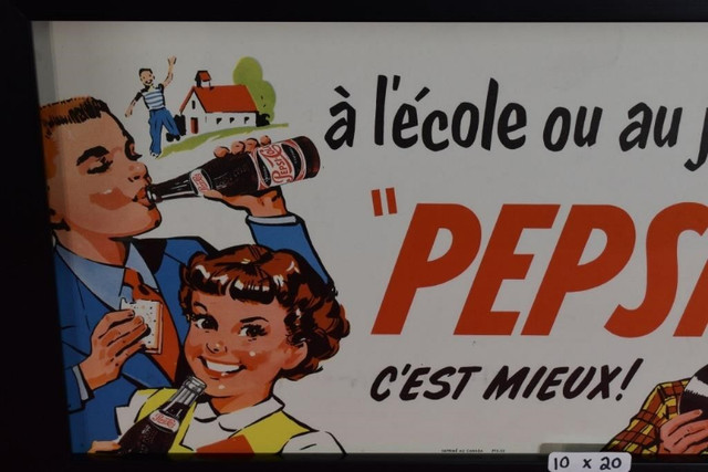 antique pepsi cola 1952 deux papier cadre vitre dans Art et objets de collection  à Ville de Québec - Image 4