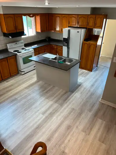 2 Rooms for Rent. Sandalwood/Kennedy/Bovaird. Move Today