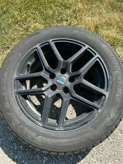 C-Wheels 18 in. Atlas Alloy Wheel with Bridgestone tires 235/60R18 BLIZZAK DM-V2. Used on Honda Odys...
