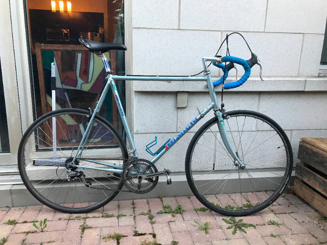 Bianchi XL Vintage Road Bike in Road in Ottawa
