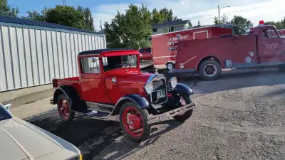 Picture for attention only.looking to buy an aluminum or steel tank for an old POOL OR GEORGE WHITE...