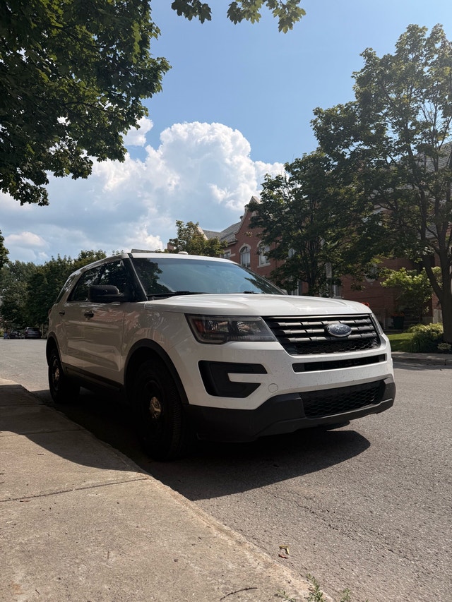 Ford explorer 2019 — photo 2