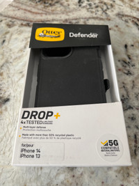 OtterBox iPhone 14 & iPhone 13 Defender Series Case