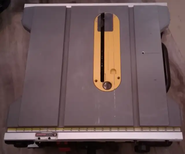 DeWalt DWE7485 table saw like new in Power Tools in Summerside - Image 3